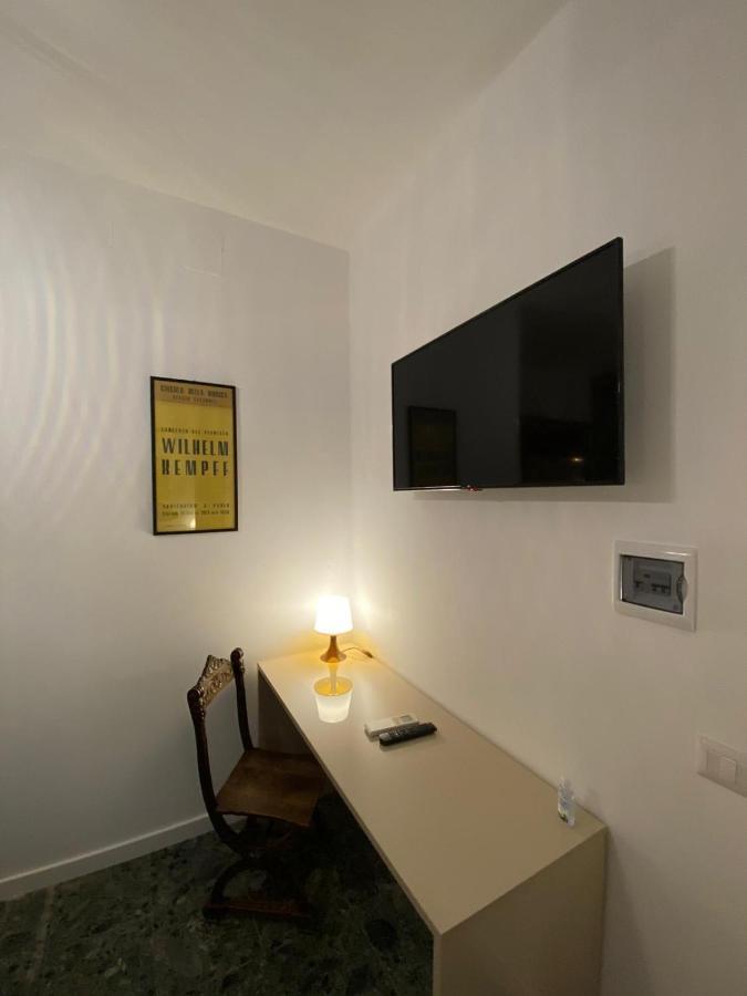 Al Teatro Bed & Breakfast Reggio di Calabria Bagian luar foto