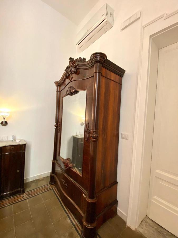 Al Teatro Bed & Breakfast Reggio di Calabria Bagian luar foto