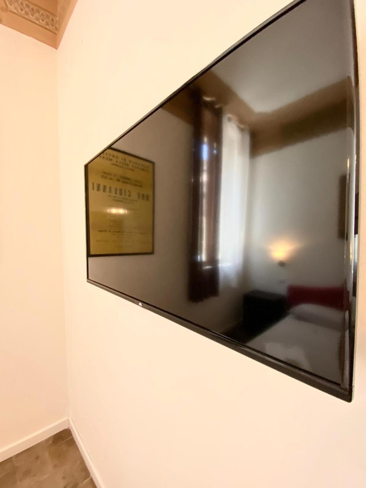 Al Teatro Bed & Breakfast Reggio di Calabria Bagian luar foto